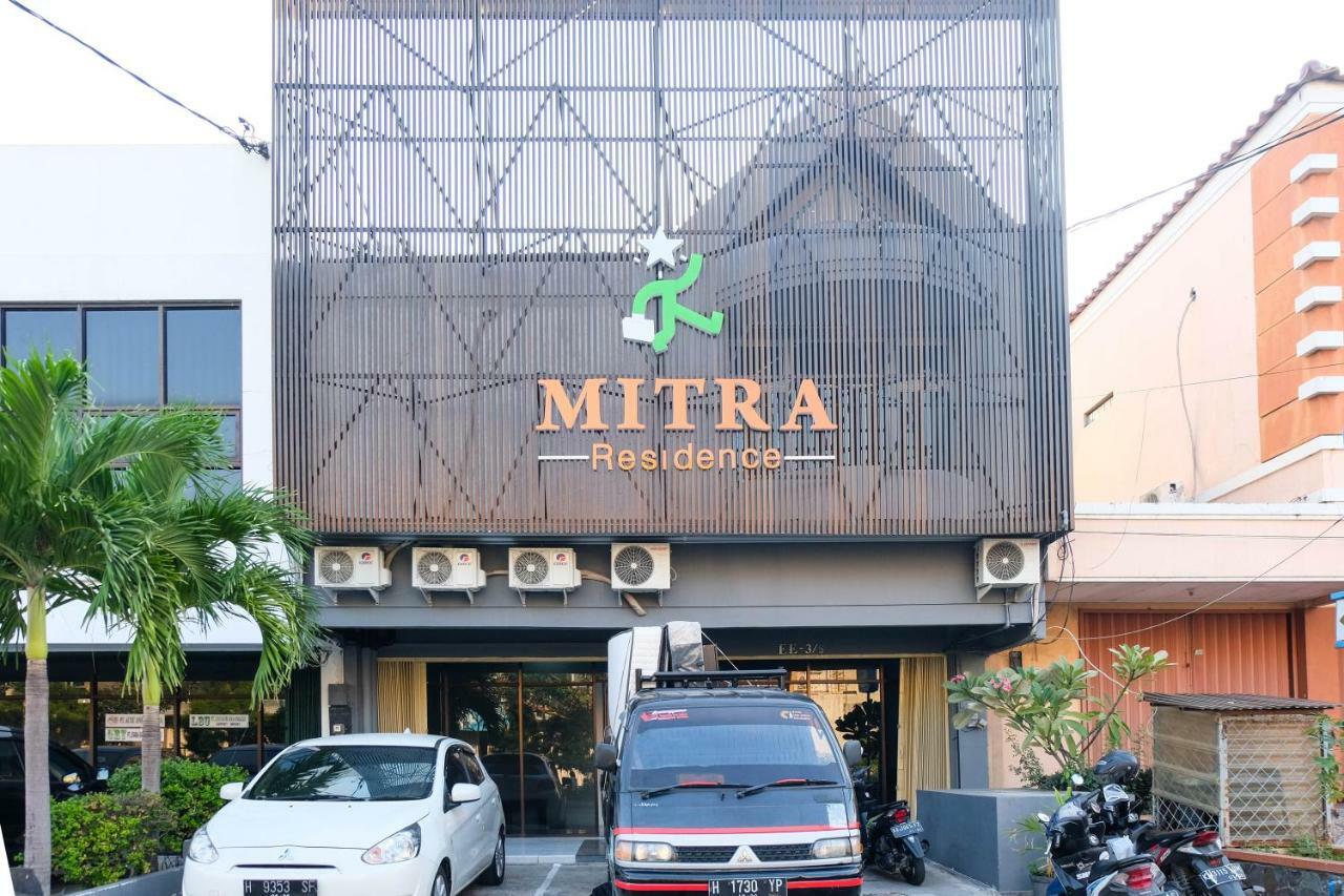 Reddoorz Near Ahmad Yani Airport 3 Hotel Semarang Bagian luar foto