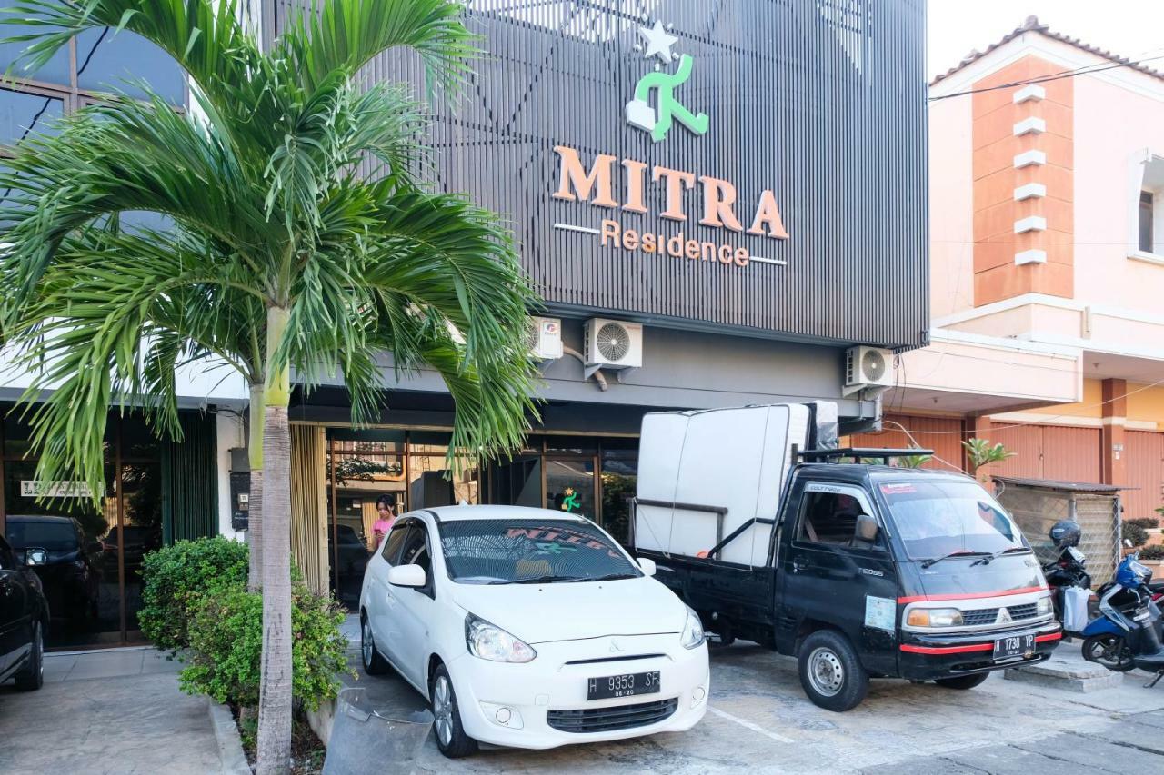 Reddoorz Near Ahmad Yani Airport 3 Hotel Semarang Bagian luar foto